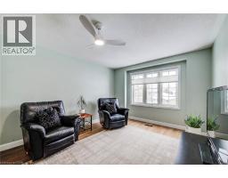 84 WALSH Crescent - 14