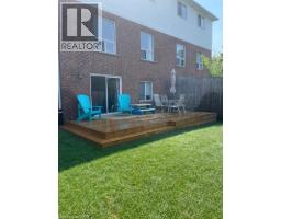 84 WALSH Crescent - 22