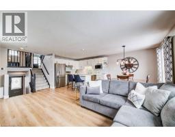 84 WALSH Crescent - 7