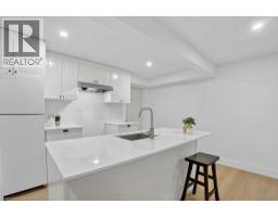 614 ROCK POINT Crescent - 33