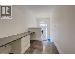 140 OAK PARK Drive - 5