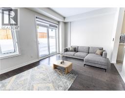 8 GRASSBOURNE Avenue - 11