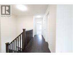 8 GRASSBOURNE Avenue - 15