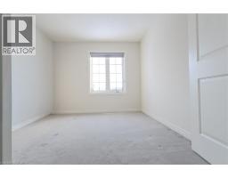 8 GRASSBOURNE Avenue - 24