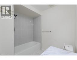 8 GRASSBOURNE Avenue - 28