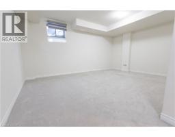 8 GRASSBOURNE Avenue - 30