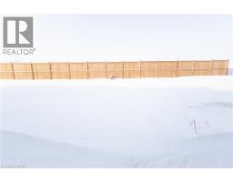 8 GRASSBOURNE Avenue - 34