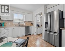 20 ENDEAVOUR Drive - 10