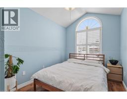 20 ENDEAVOUR Drive - 21