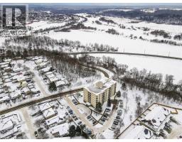 688 PRESTON Parkway UnitNo. 104 - 5