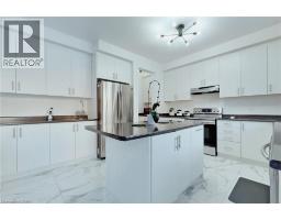 216 HARCOURT CRES Crescent - 13