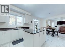 216 HARCOURT CRES Crescent - 14