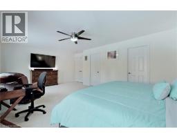 216 HARCOURT CRES Crescent - 27