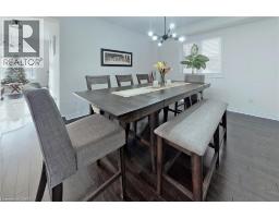 216 HARCOURT CRES Crescent - 7