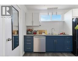 97 ST GEORGE Street - 26