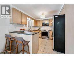 16 MERLENE Court - 4