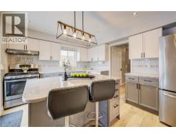 349 BUSHVIEW Crescent - 17