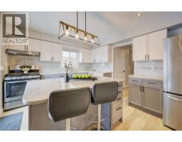 349 BUSHVIEW Crescent - 18