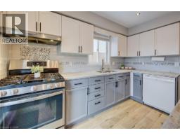 349 BUSHVIEW Crescent - 19