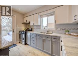 349 BUSHVIEW Crescent - 23