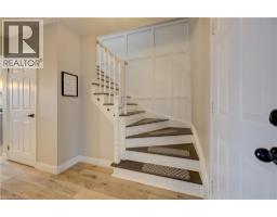 349 BUSHVIEW Crescent - 3