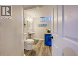 349 BUSHVIEW Crescent - 43