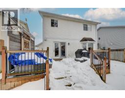 349 BUSHVIEW Crescent - 47