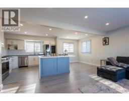 936 ALICE Street - 12