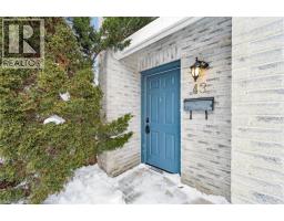 589 BEECHWOOD Drive UnitNo. 43 - 3