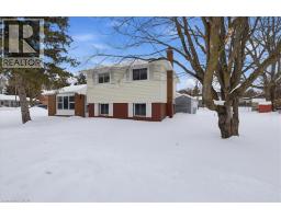 400 MIDWOOD Crescent - 1