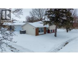 400 MIDWOOD Crescent - 30