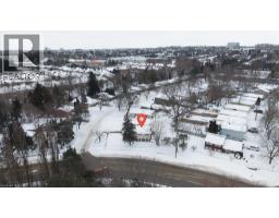 400 MIDWOOD Crescent - 33