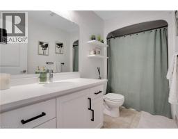 165 DUKE Street E UnitNo. 218 - 13