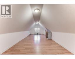 26 ST. LEGER Street - 21