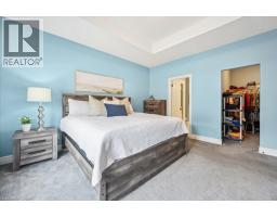 28 BUR OAK Drive - 17