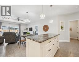 28 BUR OAK Drive - 9