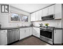 60 KENWOOD Drive - 12