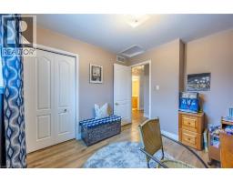 4 GLENGARY Crescent - 13