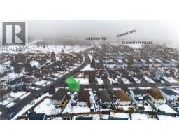 4 GLENGARY Crescent - 27