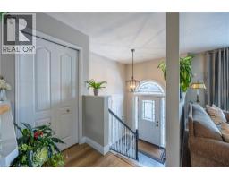 4 GLENGARY Crescent - 3