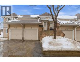 205 HIGHLAND Crescent UnitNo. 16 - 1