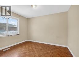 31 HOFFMAN Street - 17