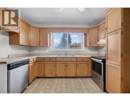 31 HOFFMAN Street - 9