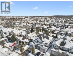 23 WHITTAKER Crescent - 31