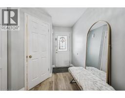 23 WHITTAKER Crescent - 6