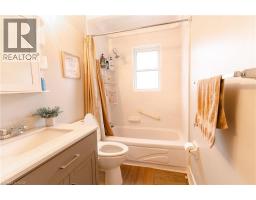 280 WILSON Avenue - 18