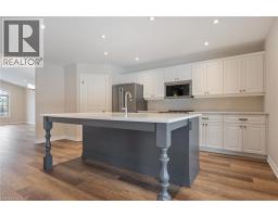 332 DUNCOMBE Road - 10