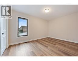 332 DUNCOMBE Road - 17