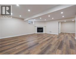 332 DUNCOMBE Road - 19