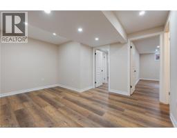 332 DUNCOMBE Road - 21